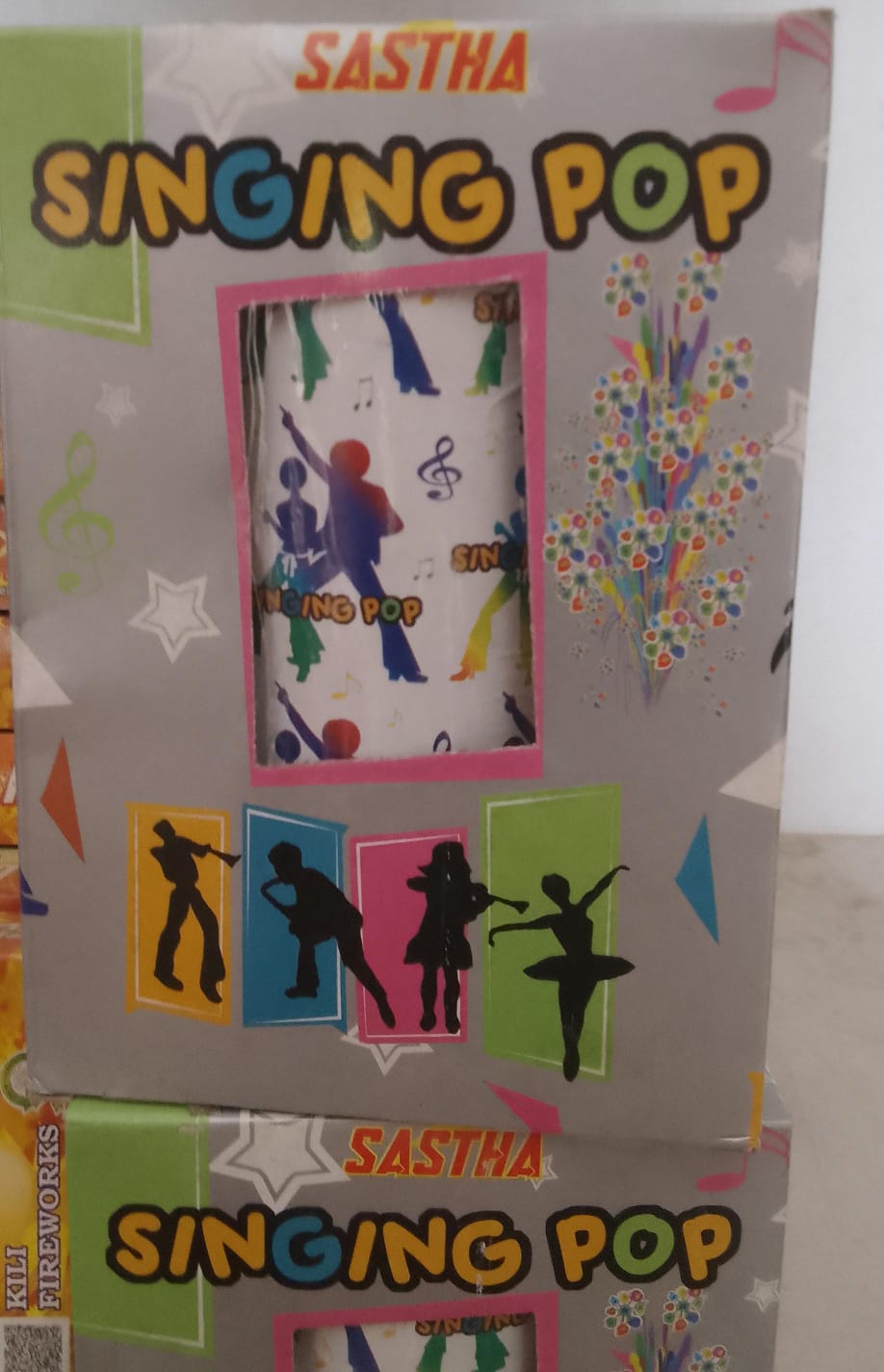 inba Crackers SINGING POP Fancy Chill Fountain